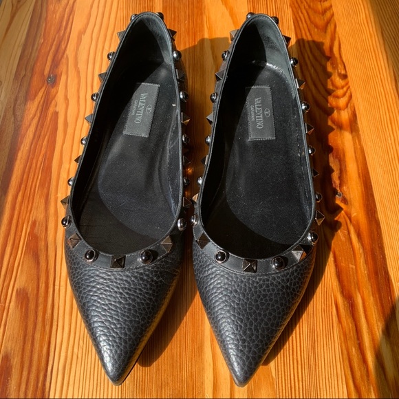 Valentino Garavani Rockstud Black Leather Flats - Picture 1 of 15